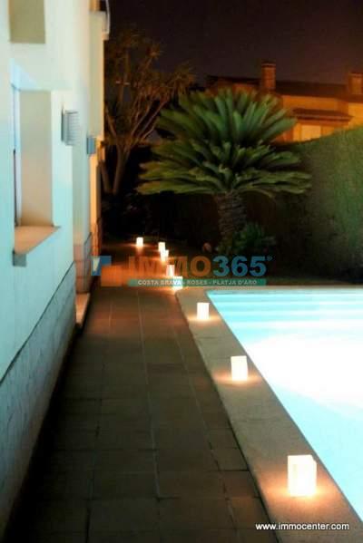 Compra - Bonica casa amb piscina i jardi - Castell-Platja d'Aro - immo365costabrava - Entrada / Sortida 52 - ICDAV01