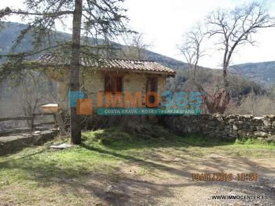 Compra - Finca de 10 hectàrees, meitat camps i meitat bosc aprox., amb una masia de - Vidrà - immo365costabrava - Menjador 6 - IGARV05