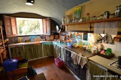 Acheter - Mas près de Figueres, avec 6 chambres et 7 hectares du terrain - Figueras - immo365costabrava - Cuisine 10 - IALTV36