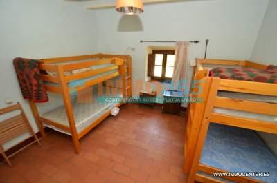 Acheter - Mas près de Figueres, avec 6 chambres et 7 hectares du terrain - Figueras - immo365costabrava - Chambre 21 - IALTV36