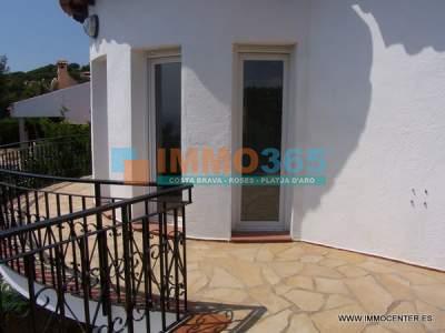 Buy - Luxury villa with pool and magnificent sea views - Lloret de Mar - immo365costabrava - Garage 17 - ILDMV16