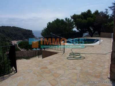 Buy - Luxury villa with pool and magnificent sea views - Lloret de Mar - immo365costabrava - Facade 2 - ILDMV16