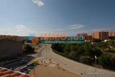 Buy - Nice apartment in the centre - Figueras - immo365costabrava - Entrance/Exit 1 - IFIA02