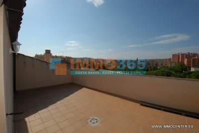 Buy - Nice apartment in the centre - Figueras - immo365costabrava - Entrance/Exit 19 - IFIA02