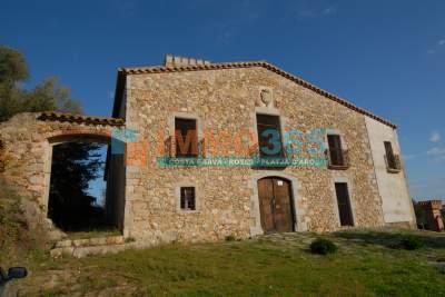 Buy - Large country house with castle and 7 annexe buildings in Calonge. - Calonge - immo365costabrava - Bathroom 2 - ICALOR01