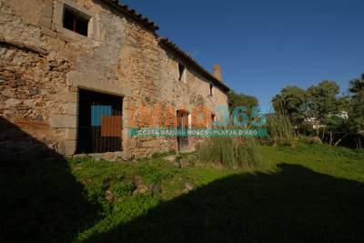 Buy - Large country house with castle and 7 annexe buildings in Calonge. - Calonge - immo365costabrava - Room 27 - ICALOR01