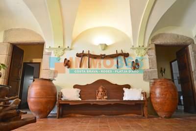 Buy - Spectacular and Stately Masia restored in Santa Cristina d'Aro - Santa Cristina de Aro - immo365costabrava - Room 2 - ISCAV343193