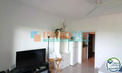 67ef597d23cdbfdd620a83a25