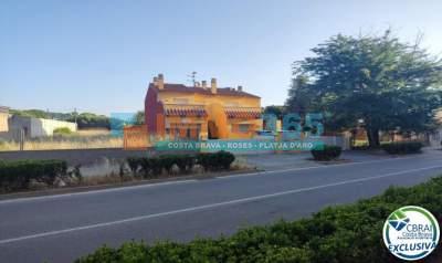 685a2306ede3edfb0400702d3