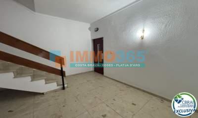 697300aa06afa1505a03525019