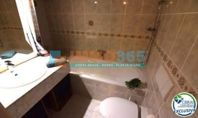 699547bee0d819cad10de5a73