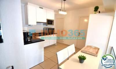 699547bee0d819cad10de5a74