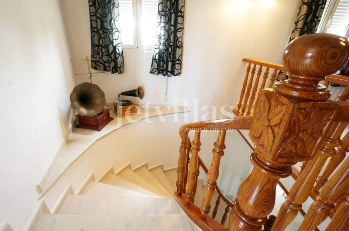 All die Ruhe, um dieses wunderbare Anwesen zu genießen.