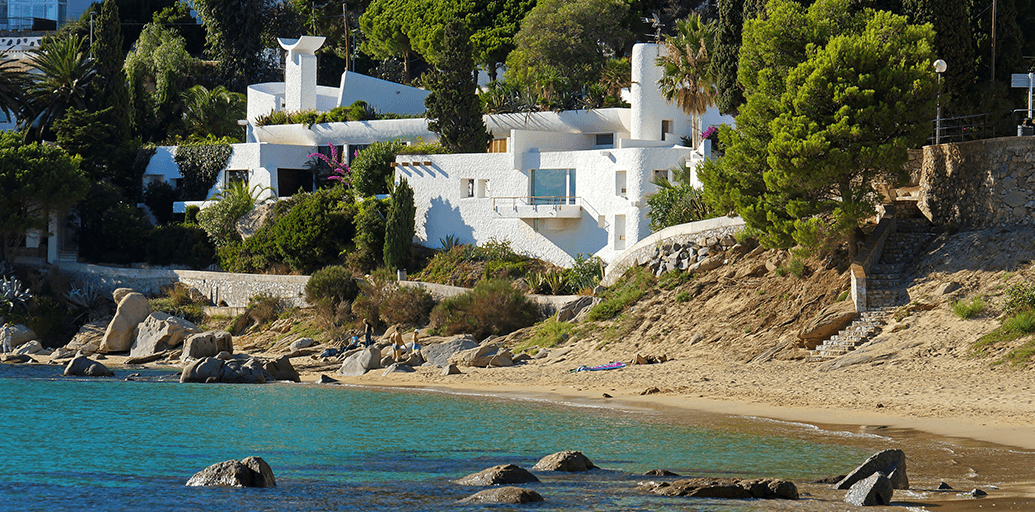 Why buy your second home on the Costa Brava ?