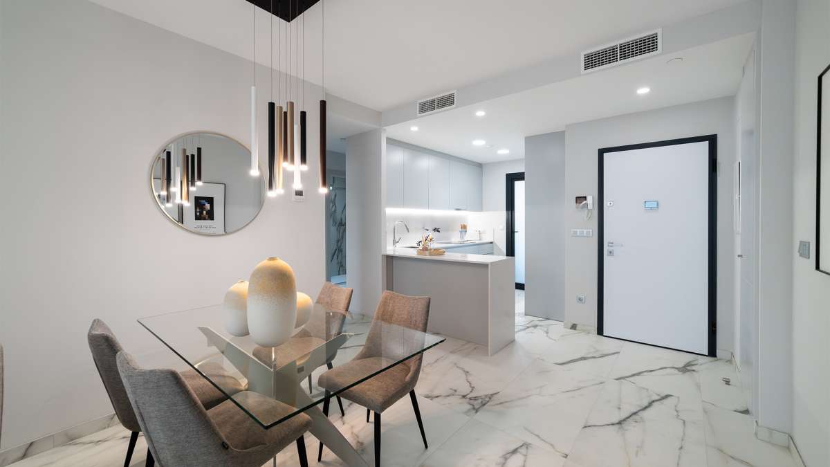 BENIDORM NEW 2 BEDROOM APARTMENTS LOCATED 50 METERS FROM THE BEACH WITH MAGNIFICENT SEA VIEWS