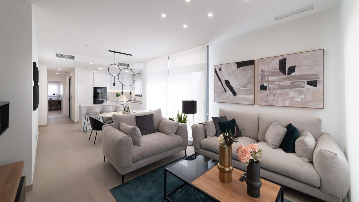 BENIDORM NEW 2 BEDROOM APARTMENTS LOCATED 50 METERS FROM THE BEACH WITH MAGNIFICENT SEA VIEWS