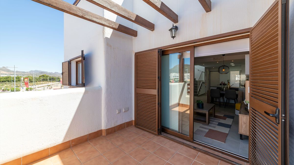 NEW ANDALUSIAN STYLE APARTMENTS LOCATED 600 METERS FROM THE BEACH ON THE COSTA DE ALMERIA