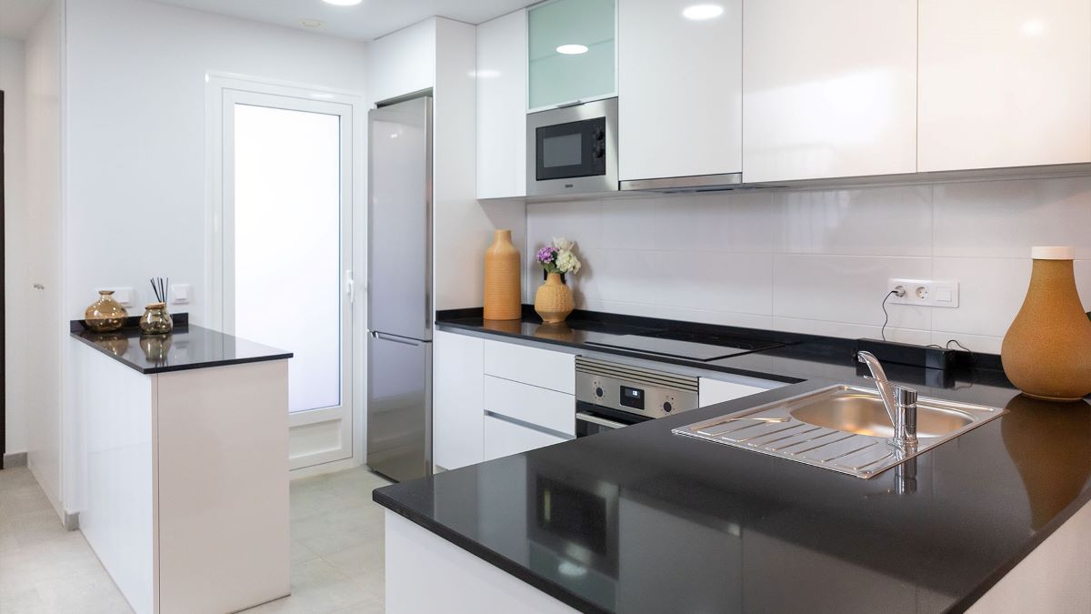 NEW ANDALUSIAN STYLE APARTMENTS LOCATED 600 METERS FROM THE BEACH ON THE COSTA DE ALMERIA