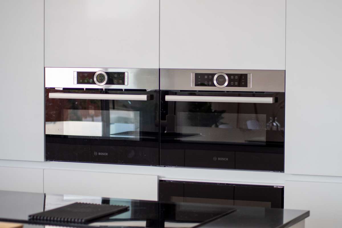 NEW LUXURY 3 BEDROOM VILLA WITH PRIVATE POOL AND SOLARIUM