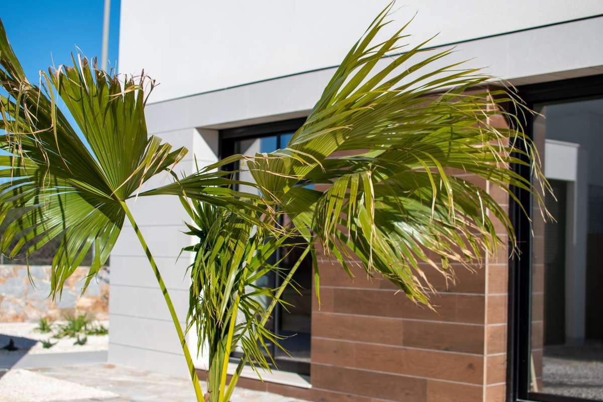 NEW LUXURY 3 BEDROOM VILLA WITH PRIVATE POOL AND SOLARIUM