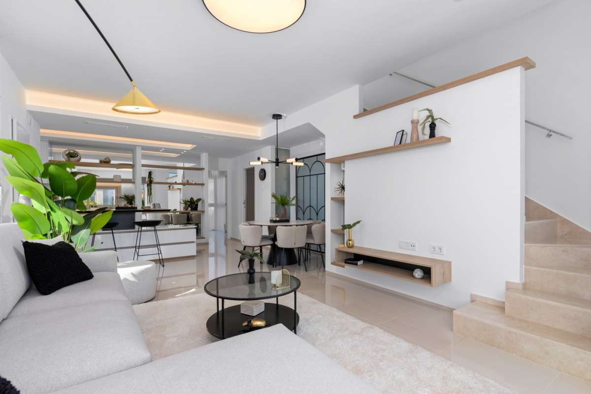 HOUSE FOR SALE, LOS ALCÁZARES