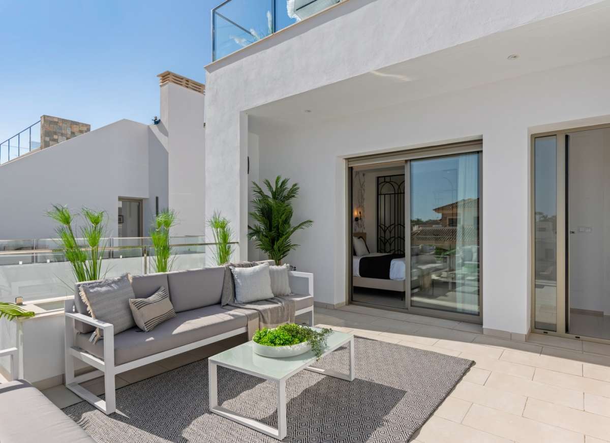 HOUSE FOR SALE, LOS ALCÁZARES