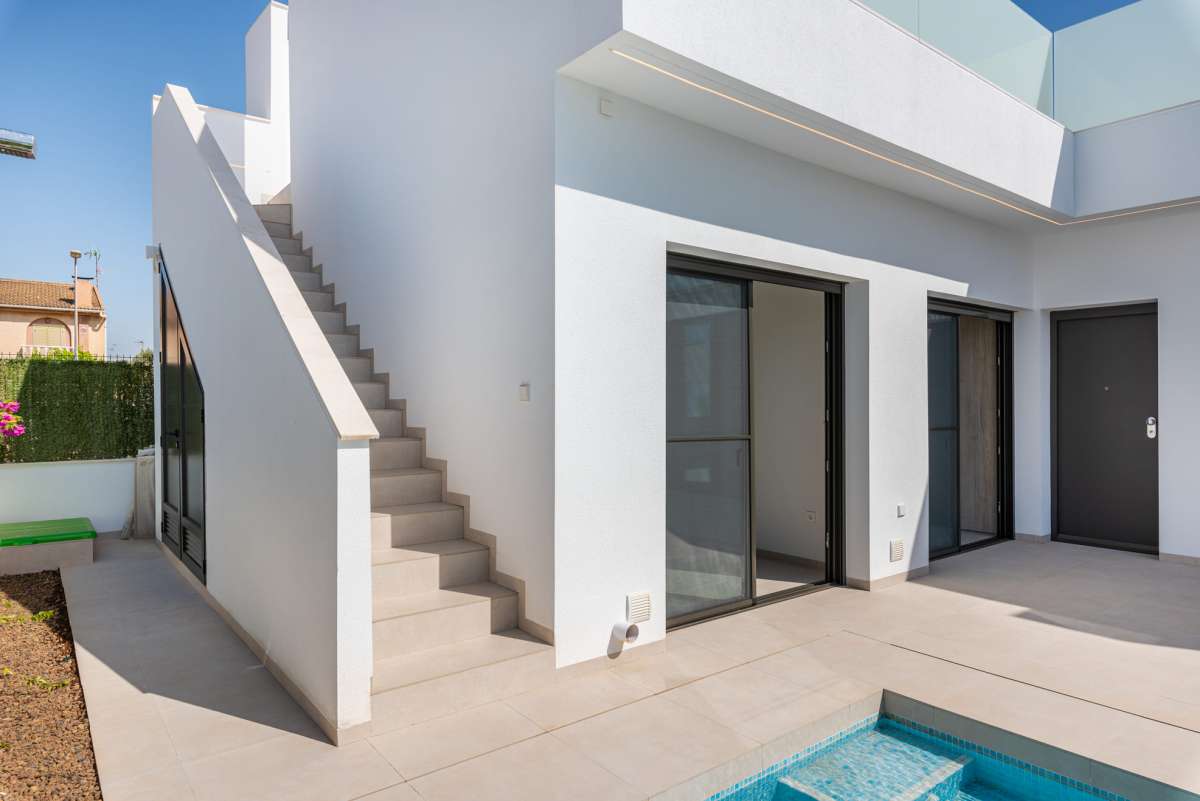HOUSE FOR SALE, LOS ALCÁZARES