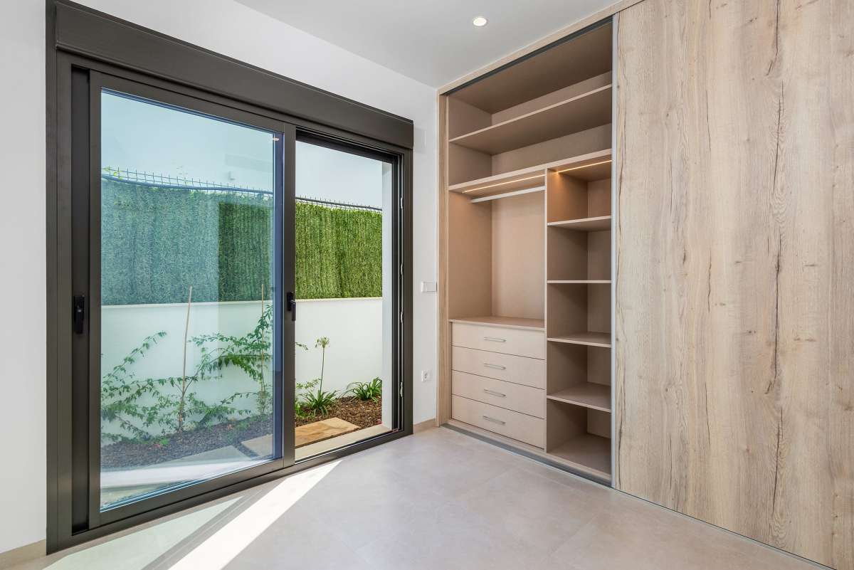 HOUSE FOR SALE, LOS ALCÁZARES