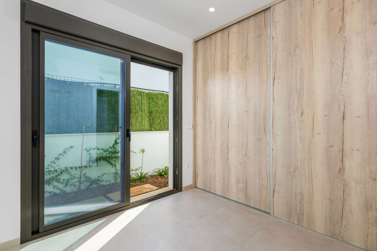 HOUSE FOR SALE, LOS ALCÁZARES