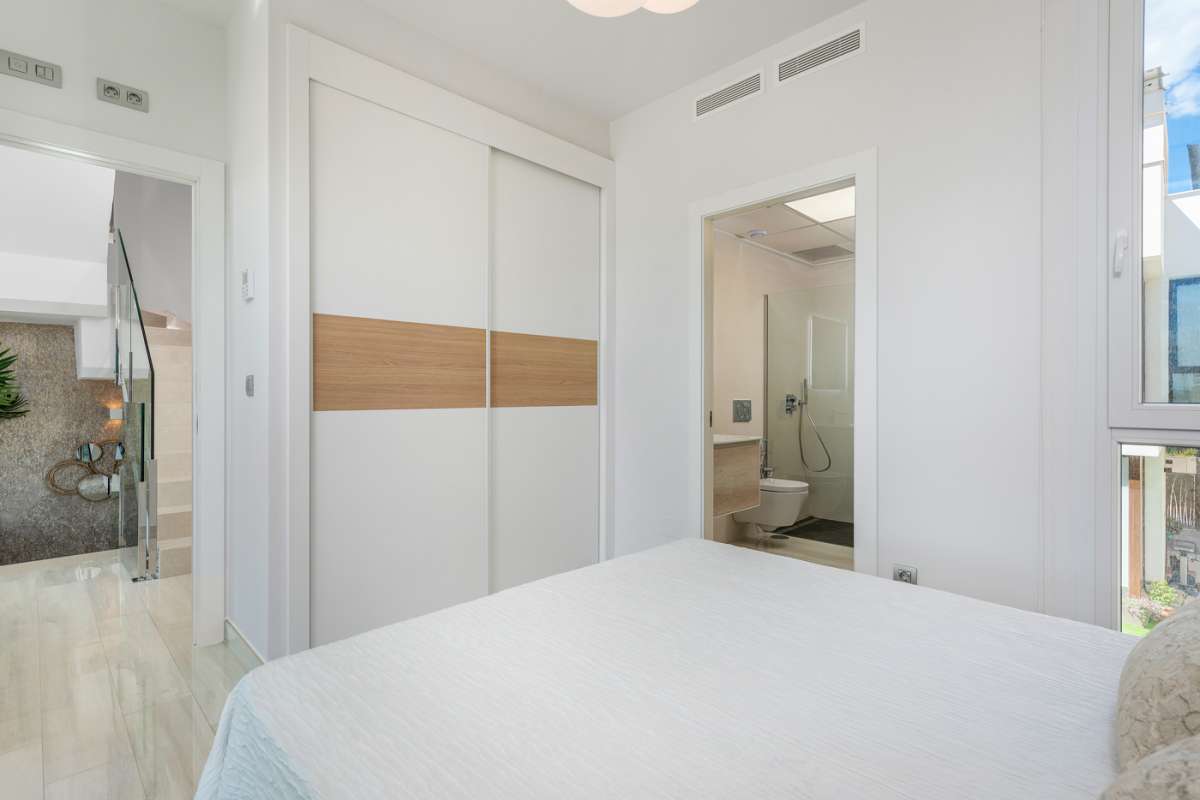 HOUSE FOR SALE, CIUDAD QUESADA