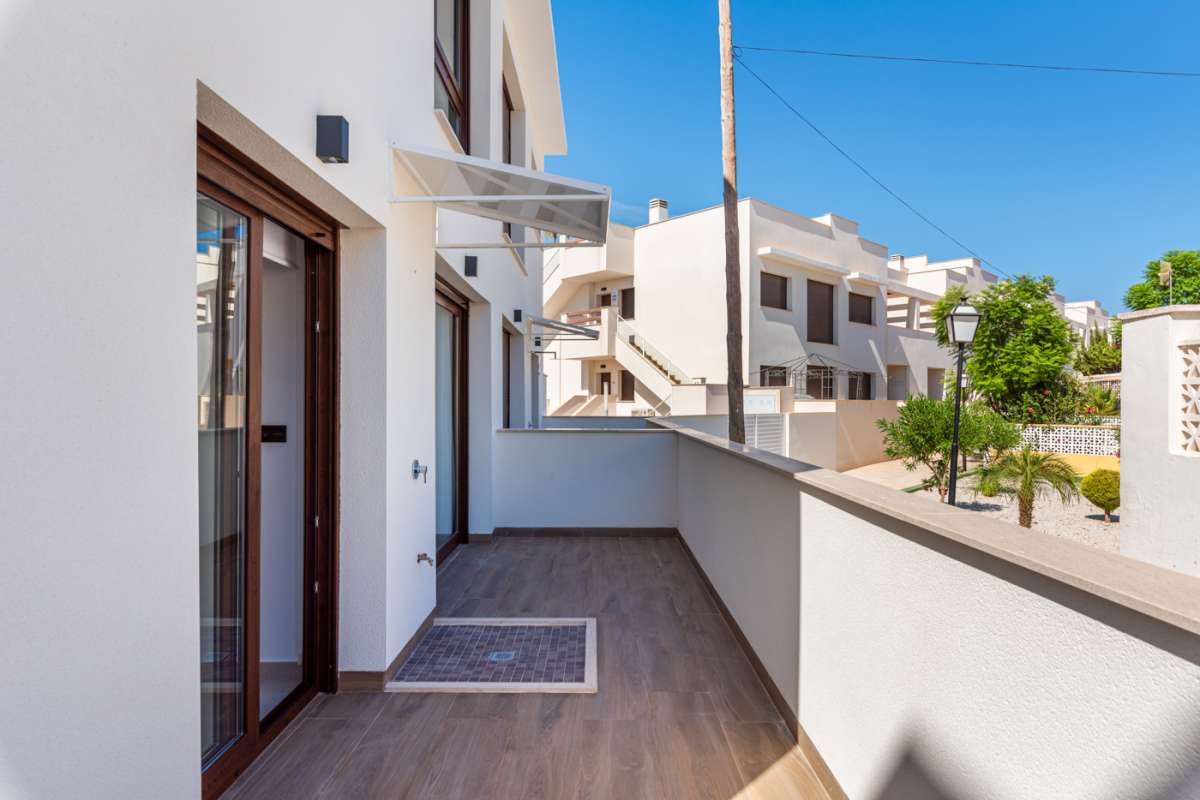 HOUSE FOR SALE, TORREVIEJA