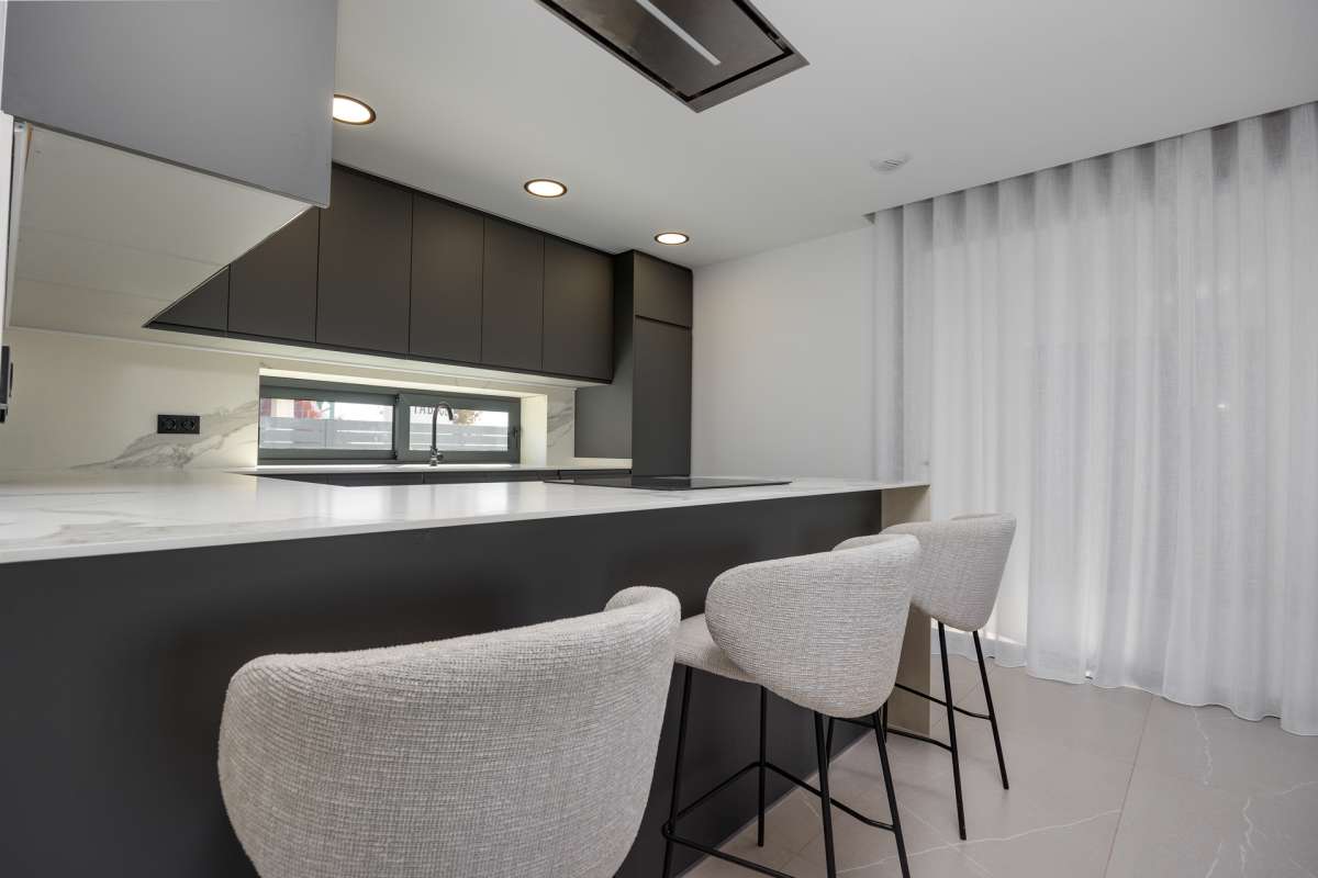 HOUSE FOR SALE, TORREVIEJA