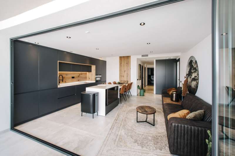 full-gallery24