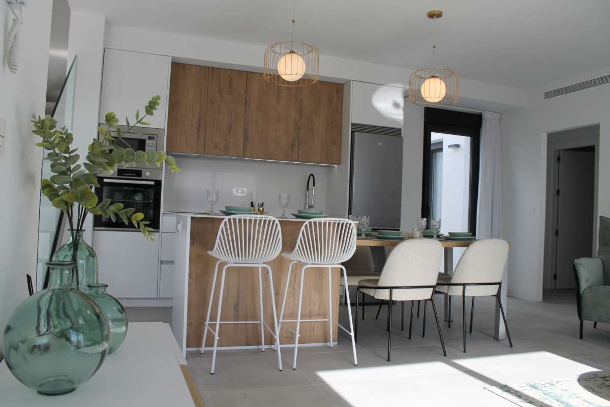 HOUSE FOR SALE, ROLDÁN