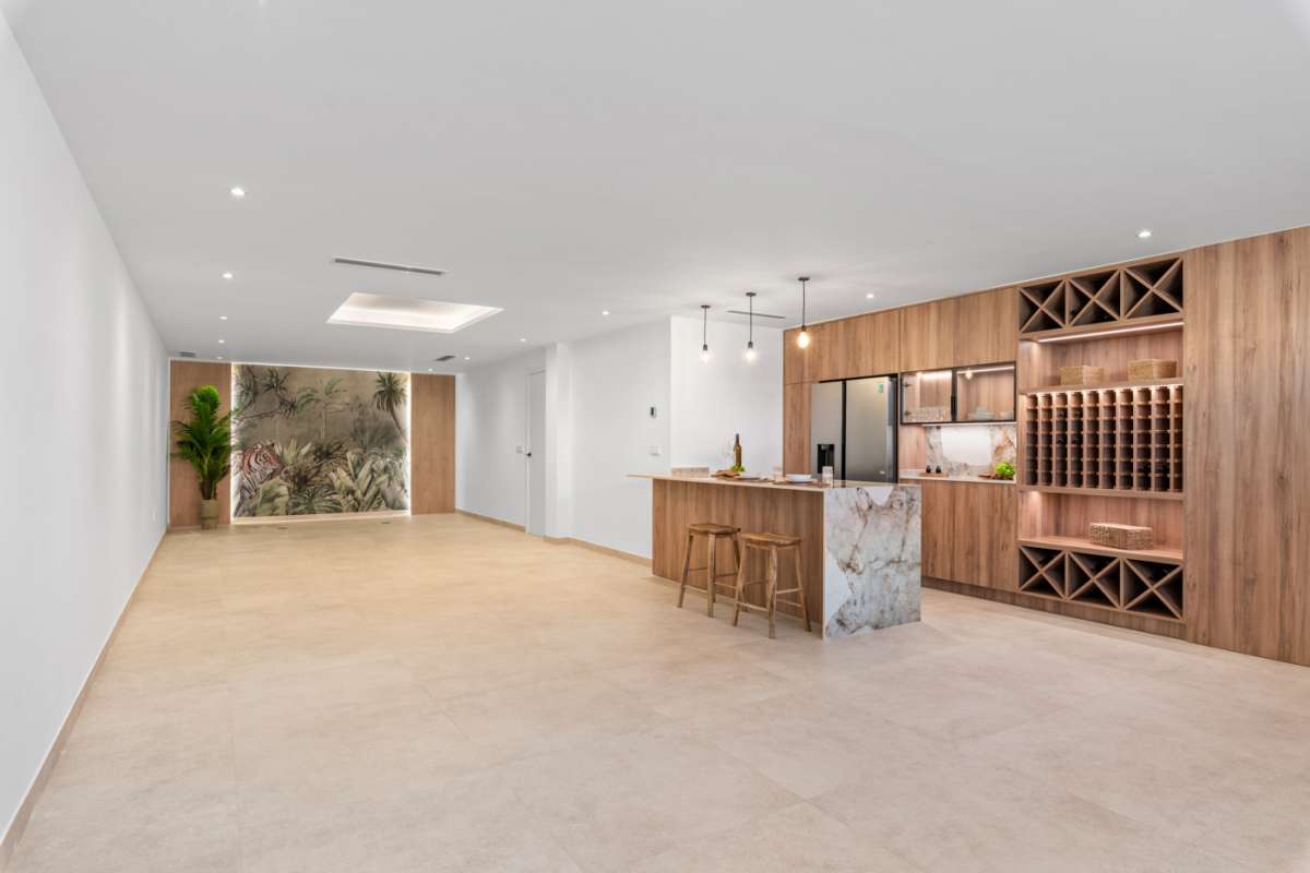 LUXURY VILLA FOR SALE IN POLOP 3 BEDROOMS, 3 BATHROOMS AND PRIVATE POOL