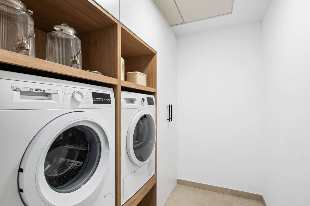 LUXURY VILLA FOR SALE IN POLOP 3 BEDROOMS, 3 BATHROOMS AND PRIVATE POOL