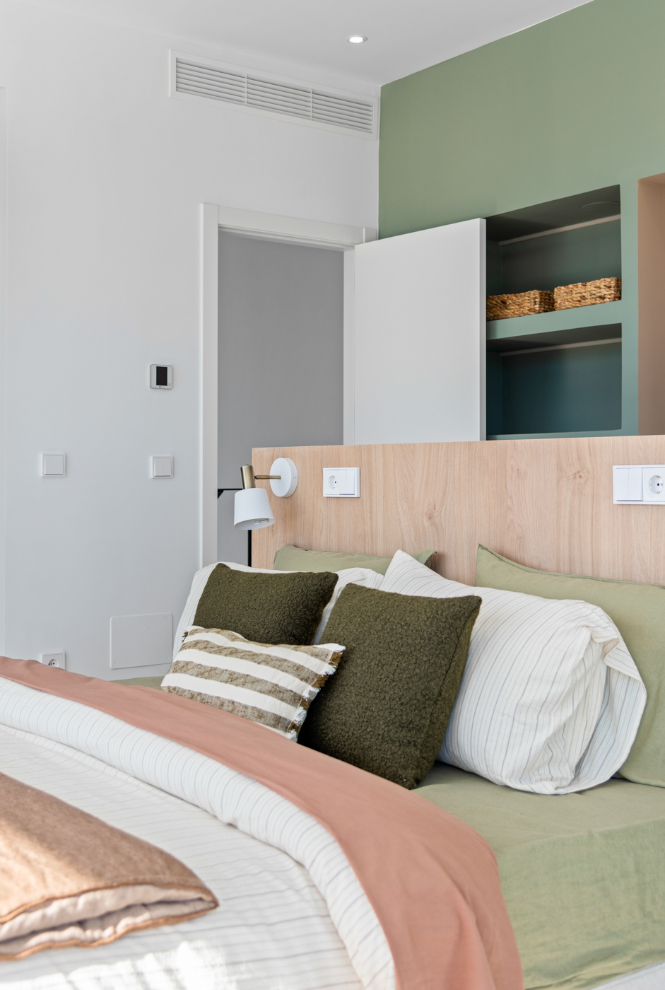 LUXURY VILLA FOR SALE IN POLOP 3 BEDROOMS, 3 BATHROOMS AND PRIVATE POOL