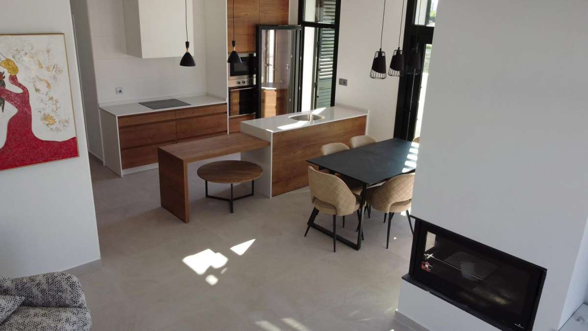 HOUSE FOR SALE, DAYA NUEVA