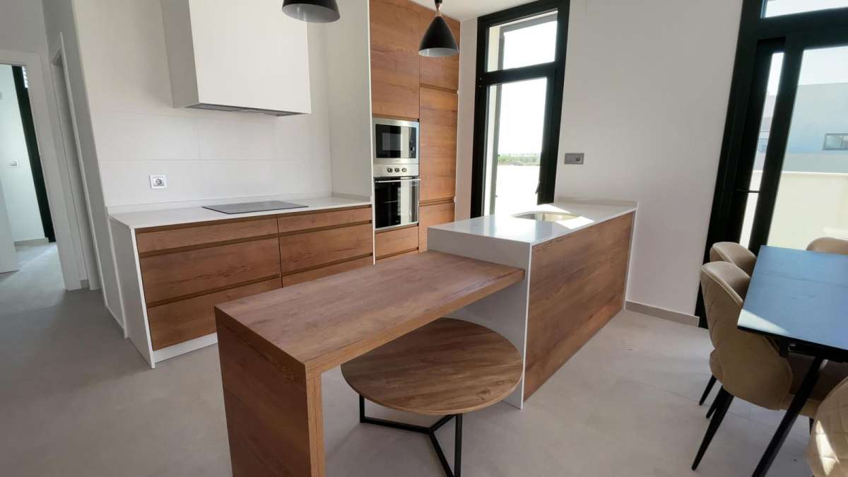 HOUSE FOR SALE, DAYA NUEVA