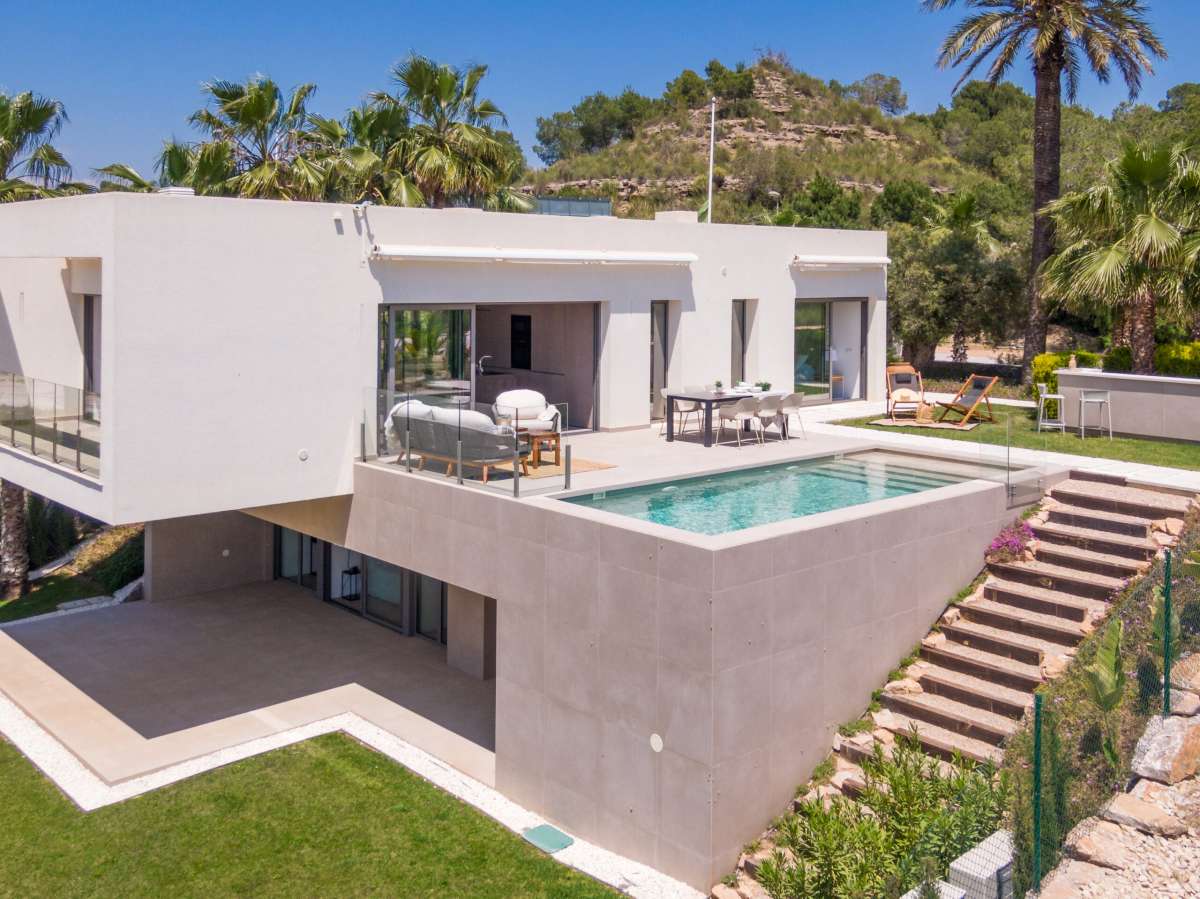 VILLA FOR SALE, ORIHUELA