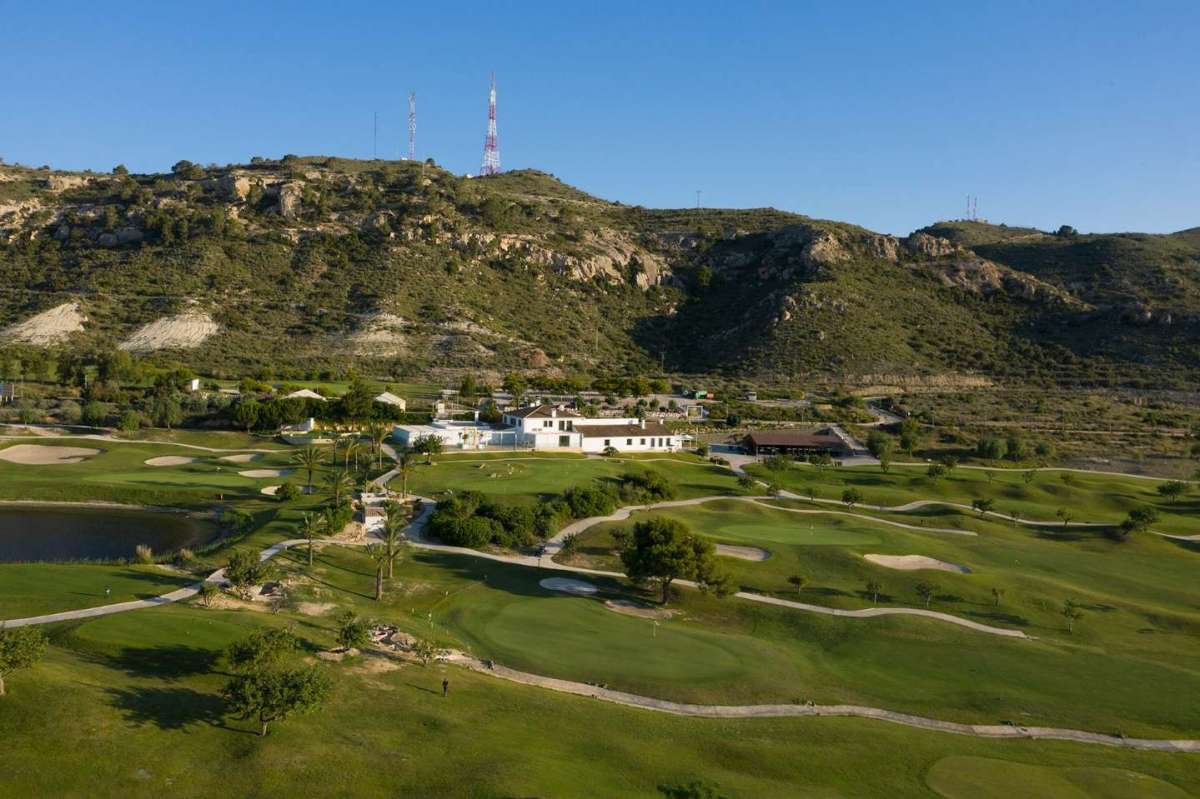 APARTMENT IN FONT DEL LLOP