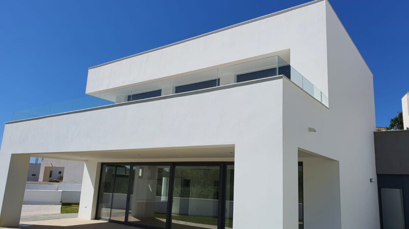 VILLA FOR SALE, MANILVA