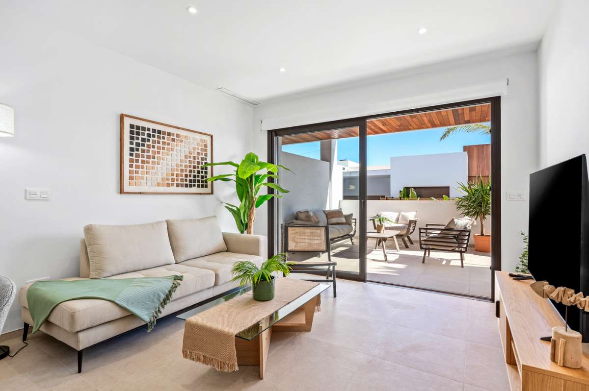 HOUSE FOR SALE, LOS ALCÁZARES