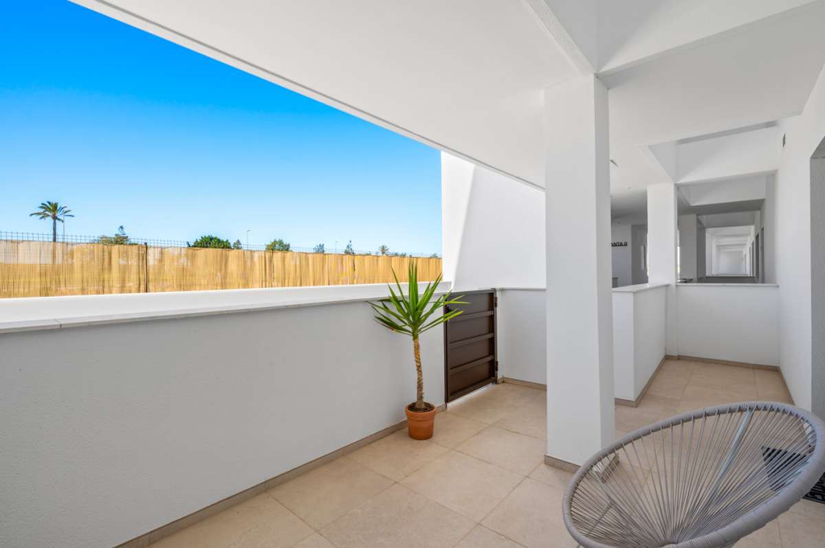 HOUSE FOR SALE, LOS ALCÁZARES