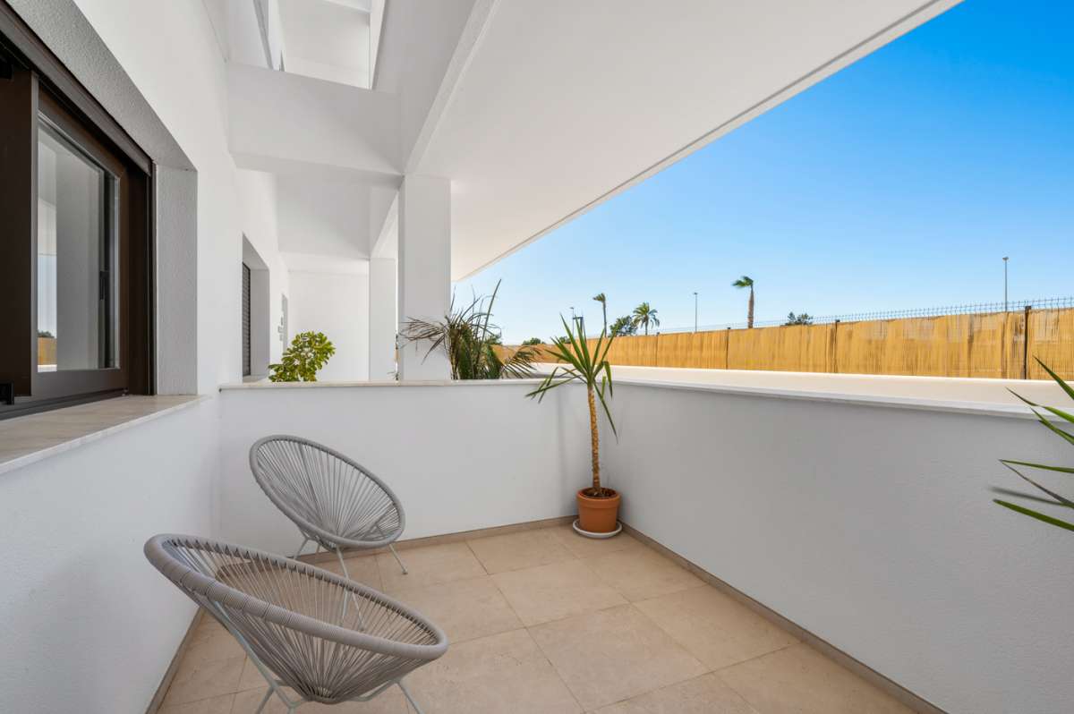 HOUSE FOR SALE, LOS ALCÁZARES