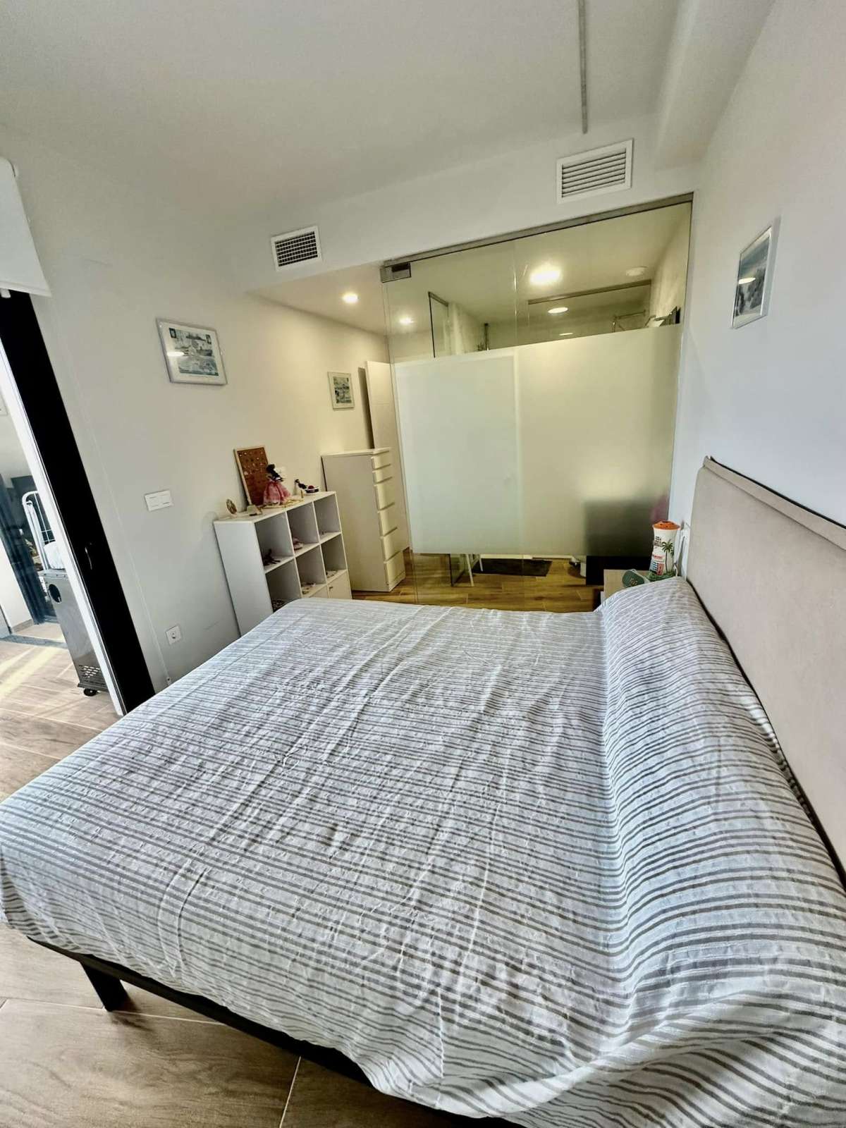 ALMOST NEW APARTMENT FOR SALE IN VILLAMARTIN