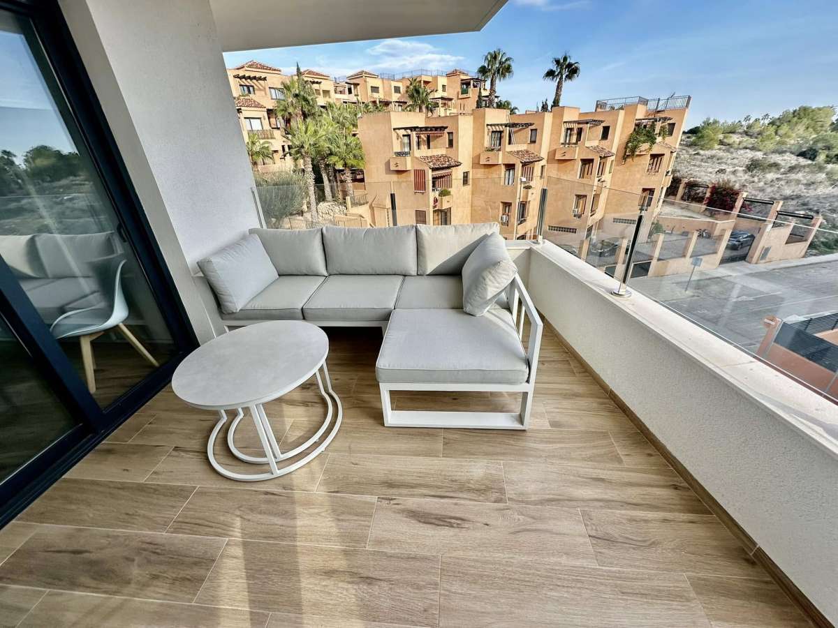 ALMOST NEW APARTMENT FOR SALE IN VILLAMARTIN