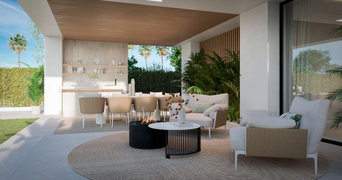 VILLA FOR SALE, ESTEPONA