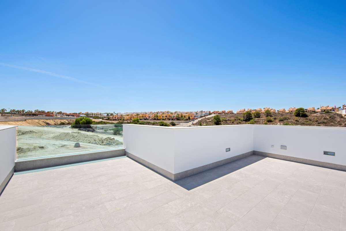 NEW VILLA FOR SALE AT GOLF LA FINCA IN ALGORFA