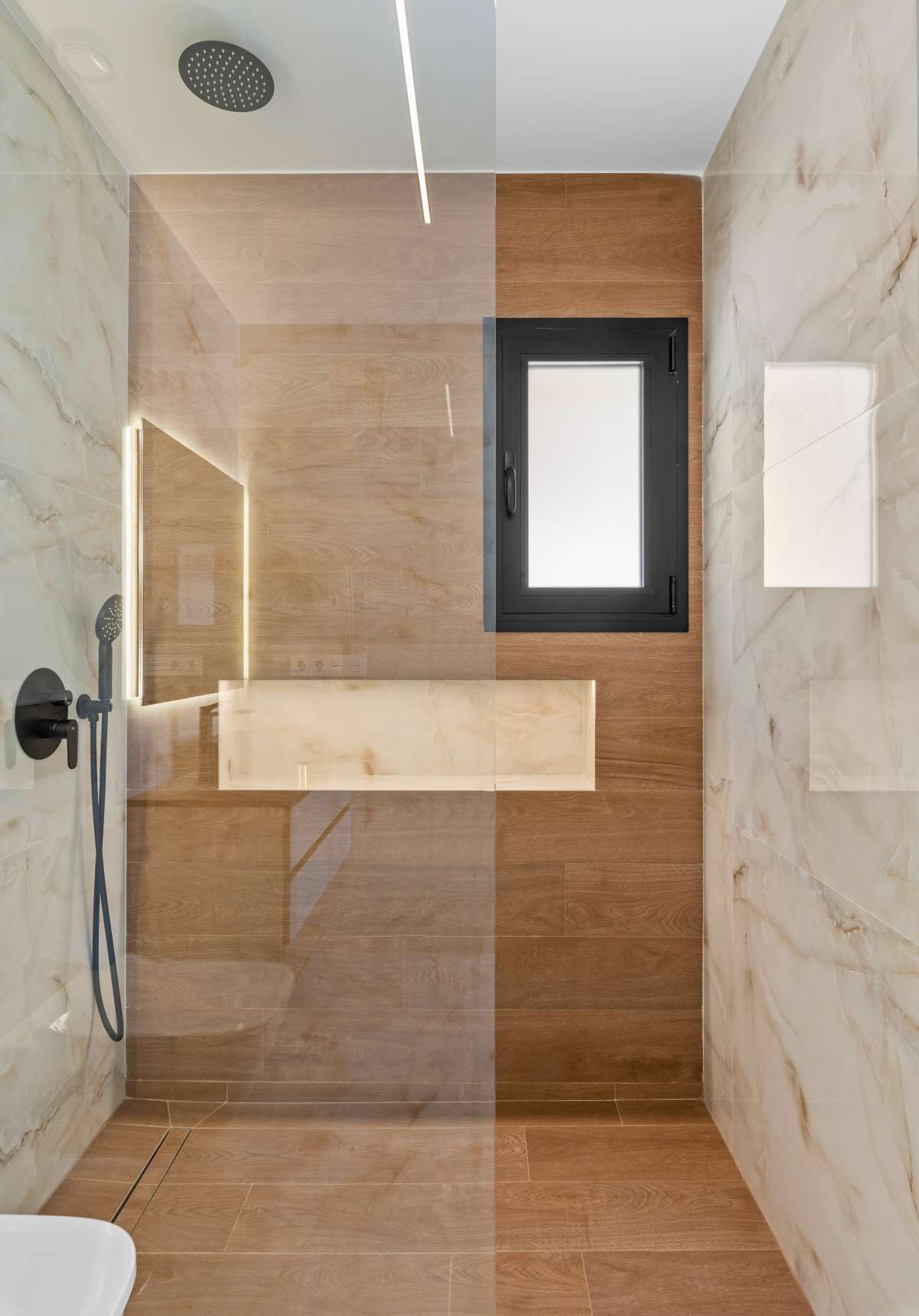 NEW VILLA FOR SALE AT GOLF LA FINCA IN ALGORFA